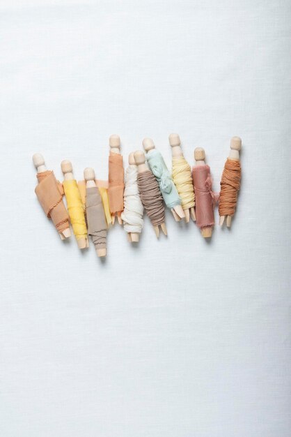 Ručné vyšívanie s ihlou a nitkou